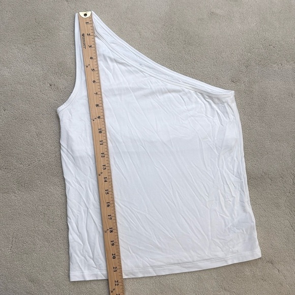 The Drop Women's Payton Asymmetric Fitted One-Shoulder Top White Size Medium - Picture 6 of 10